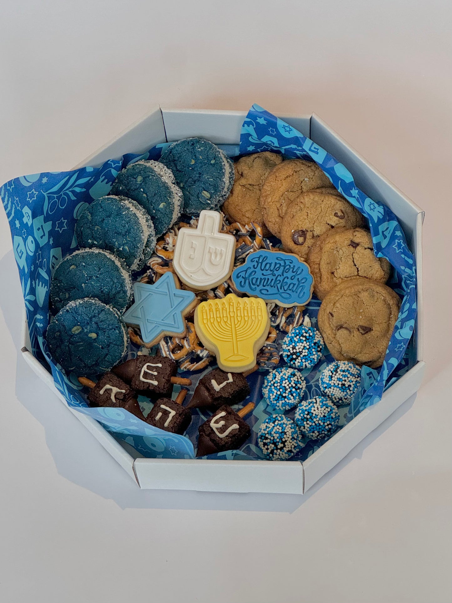 Hannukah large treat box (dairy)